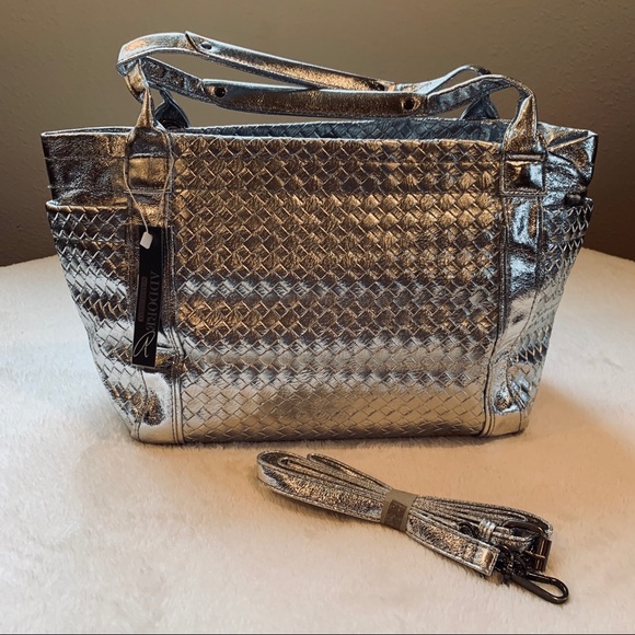 Bags 2 for $15! Bahia Tote Silver NWT - Picture 2 of 7
